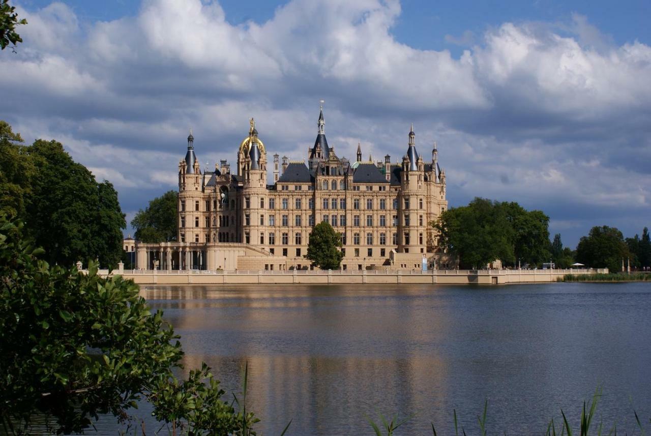 Altstadtblick Schwerin Mit Parkplatz 4-Etage - Abc193 By Abcwismar ภายนอก รูปภาพ